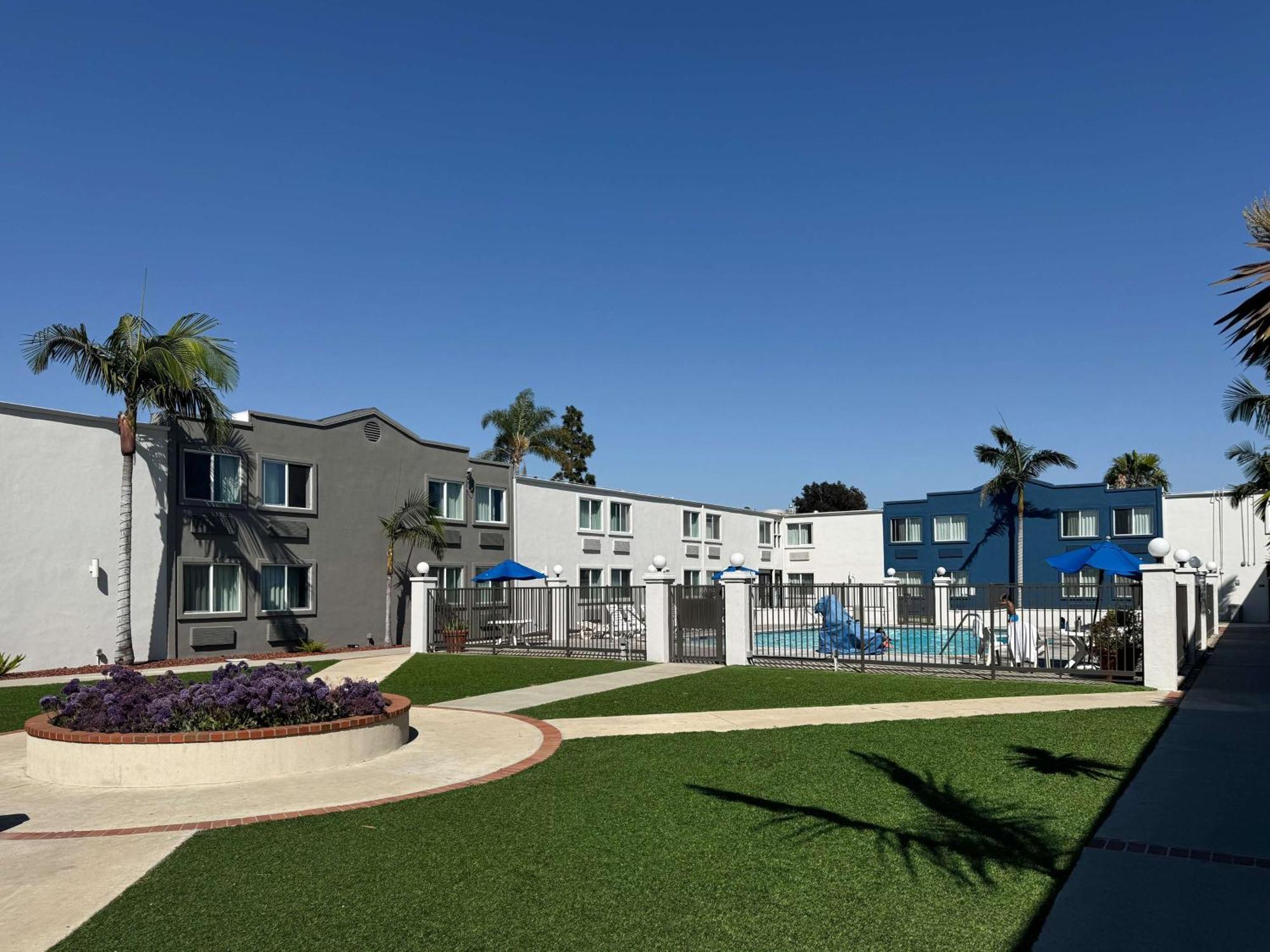 Studio 6 Suites Carson, Ca Esterno foto